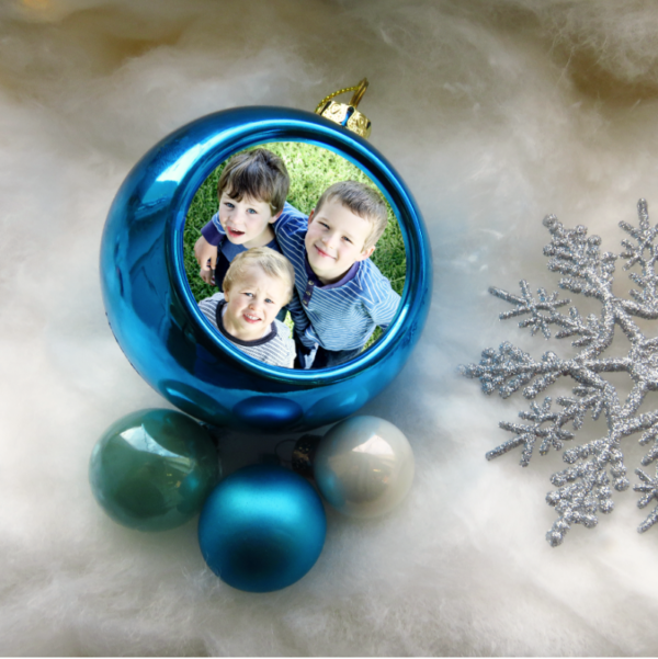 Weihnachtskugel mit Foto blau